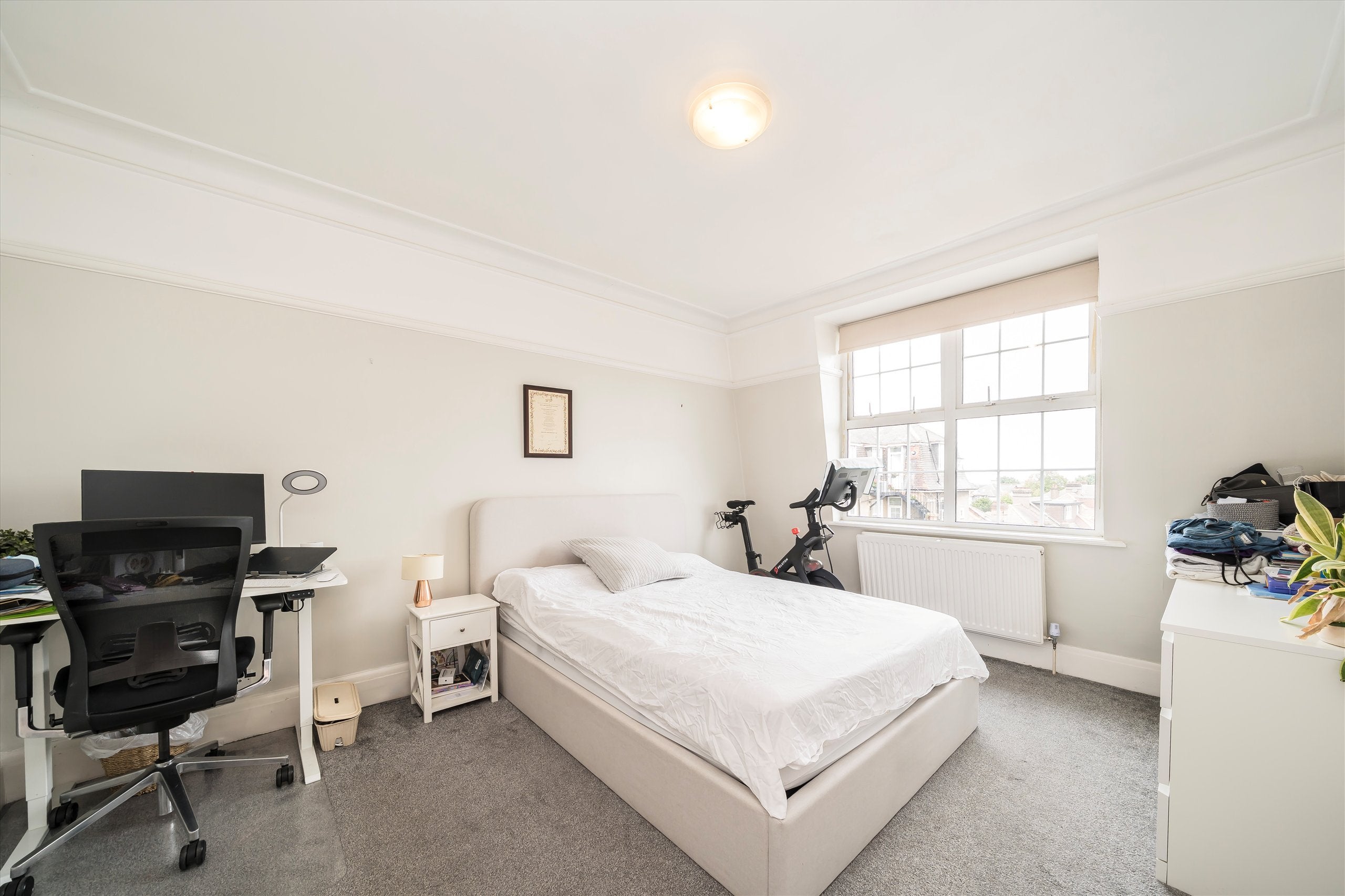 Flat Sidmouth Road in Greater London