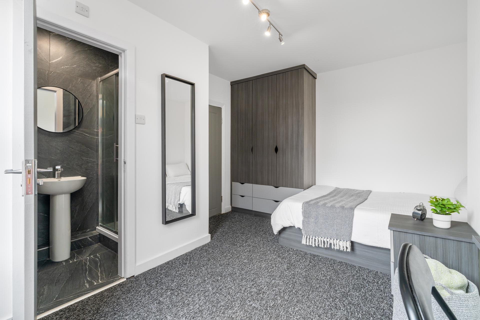 House Thornville Mount in Leeds