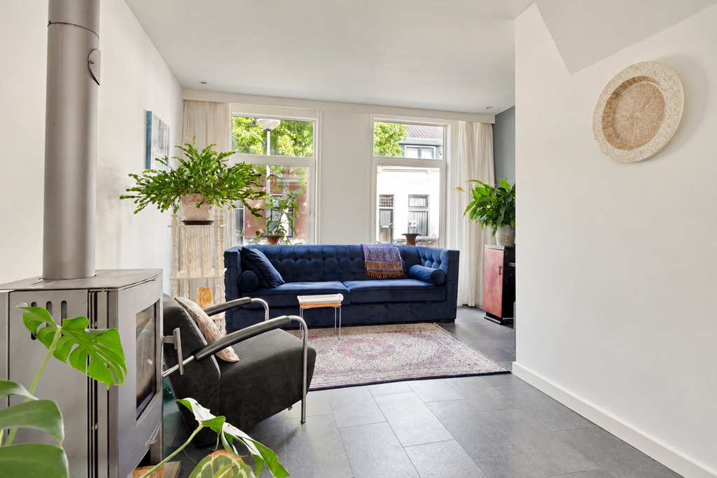 Tussenwoning te koop: Oostsingel 34, Schiedam