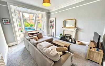Flat Dundrennan Road in Glasgow