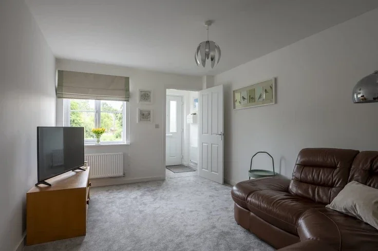 House Healthy Close in Pen-y-fai