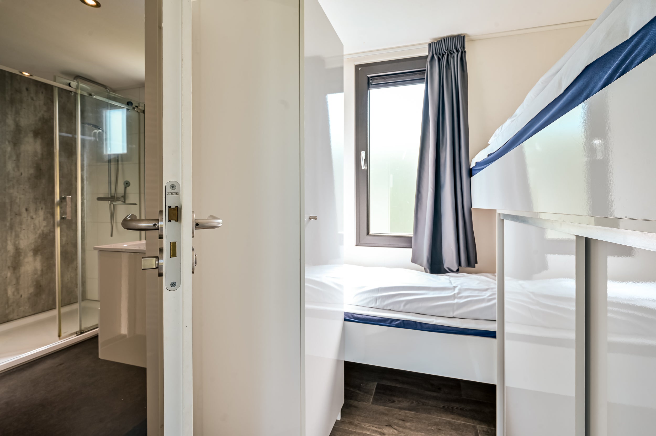 Vrijstaande woning te koop: Zuiderweg 2R-0252, Halfweg