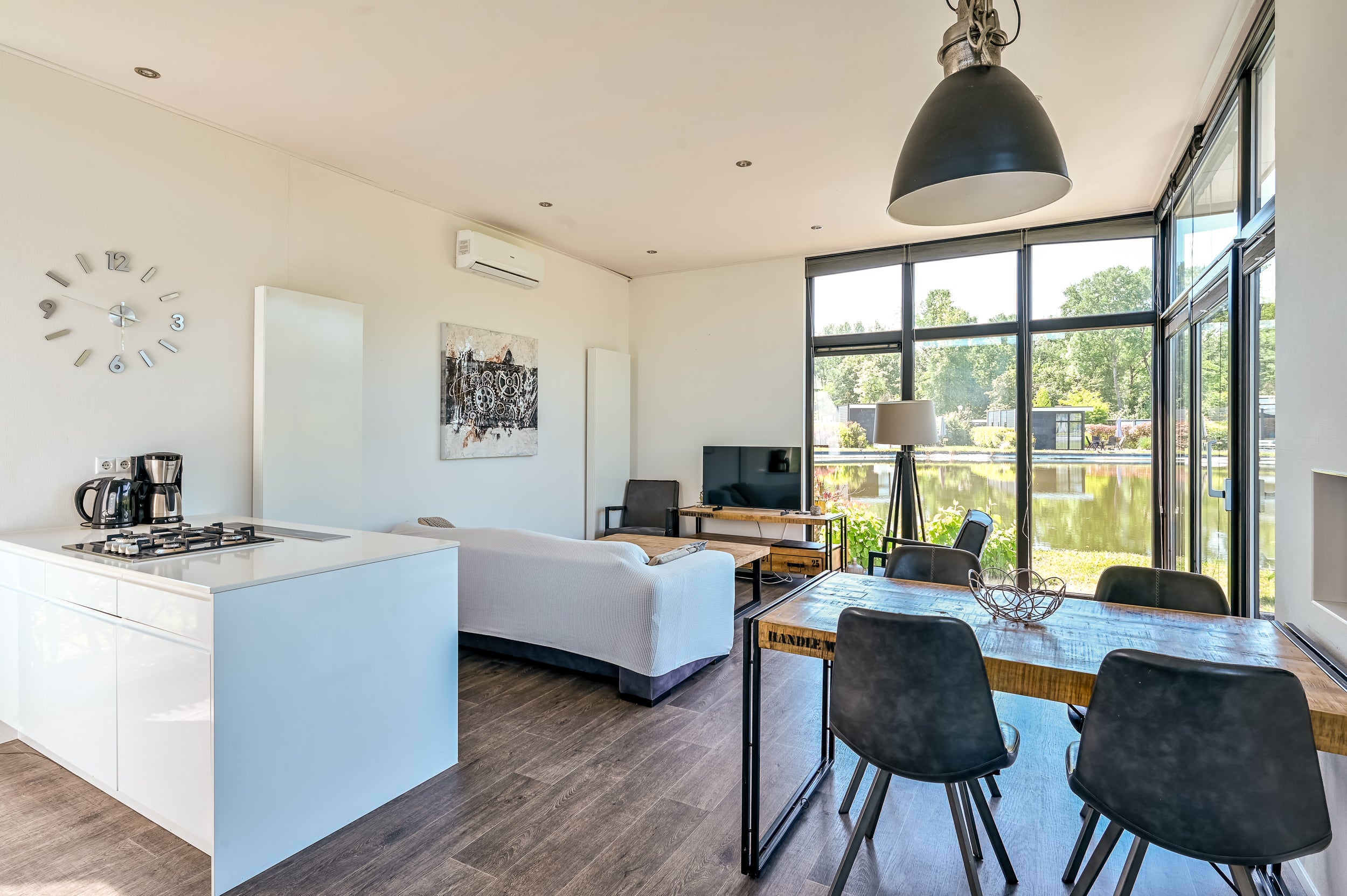 Vrijstaande woning te koop: Zuiderweg 2R-0252, Halfweg