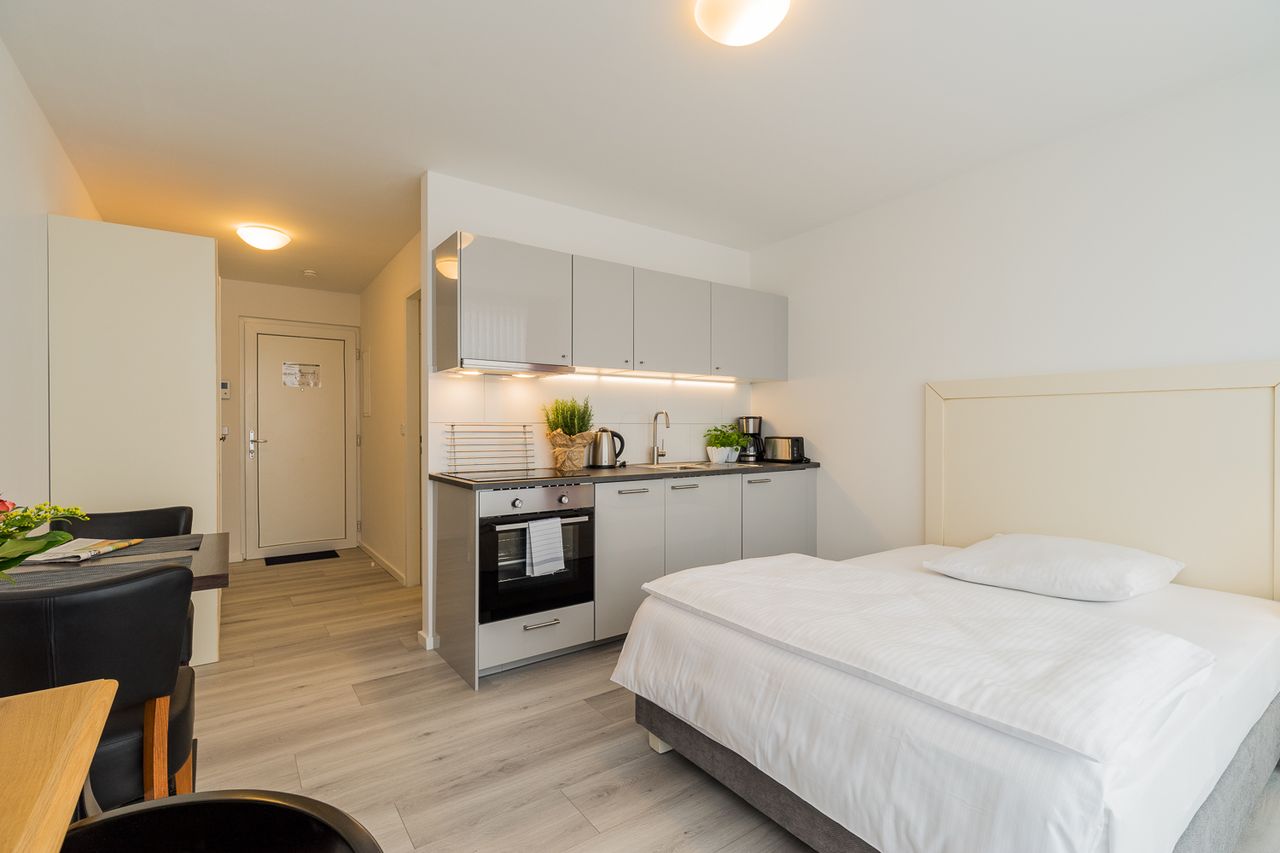 Wohnung Jenaer Straße in Berlin