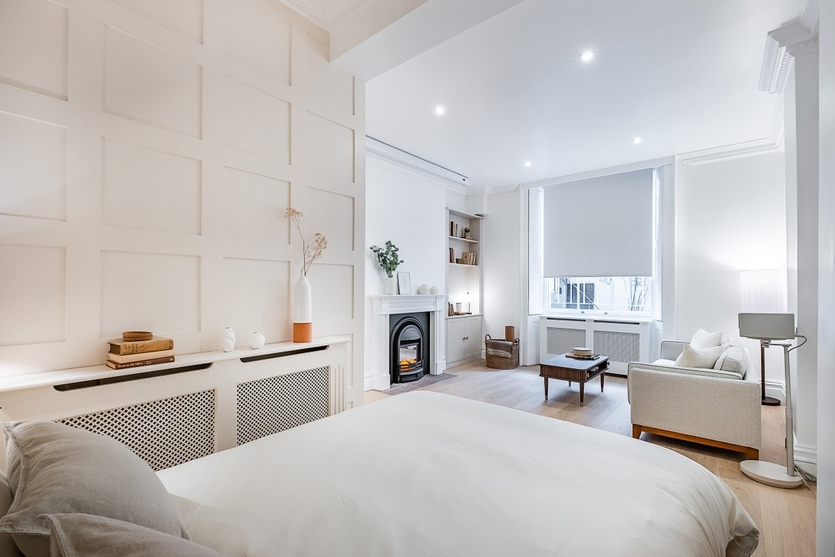 Flat Rutland Gate in City of Westminster