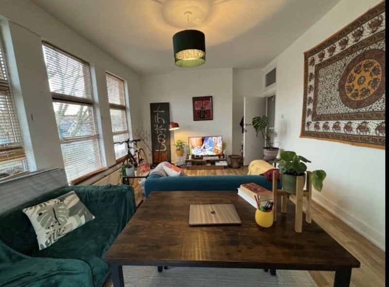 Room Priory Road in Greater London