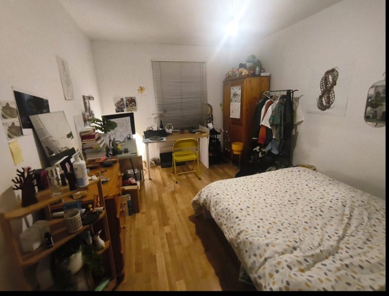 Room Priory Road in Greater London