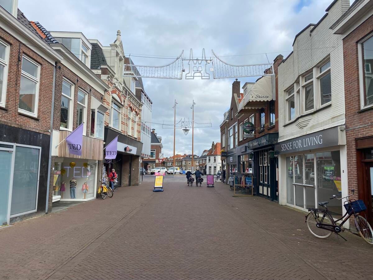 Tussenwoning te koop: Oosterdijk 70, Sneek