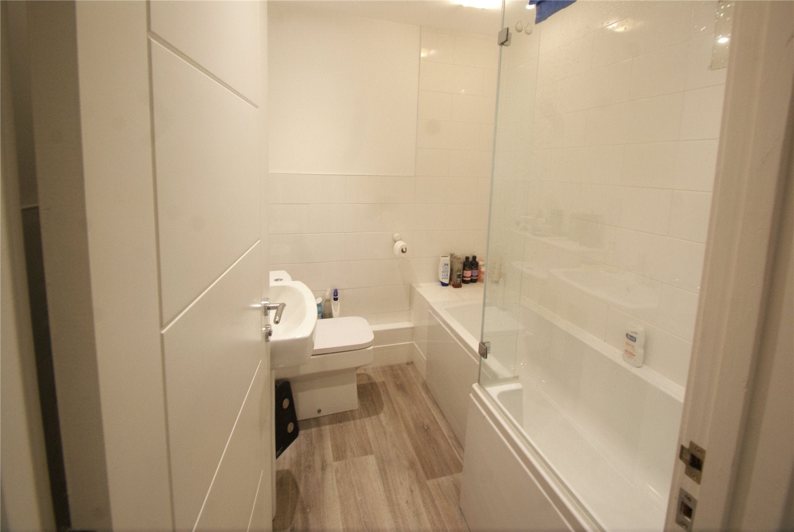 Flat Oakfield Road in Bristol