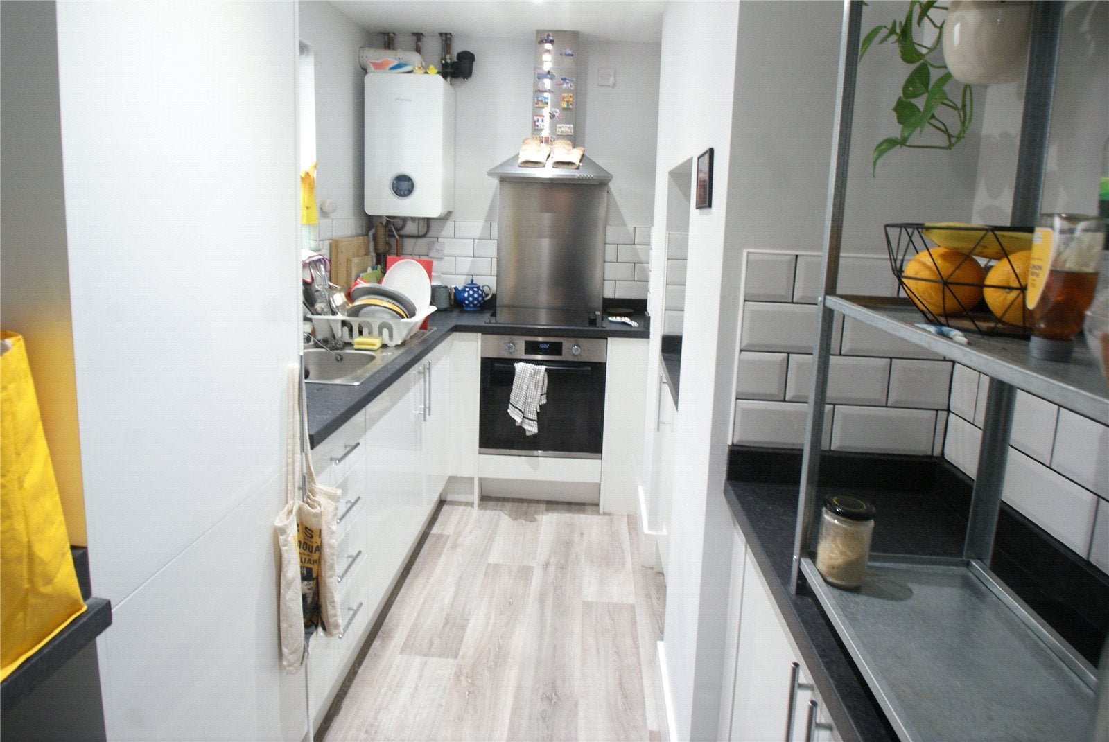 Flat Oakfield Road in Bristol