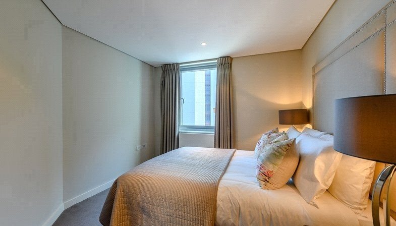 Flat Lancaster Walk in City of Westminster