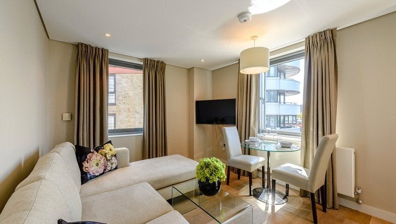 Flat Lancaster Walk in City of Westminster