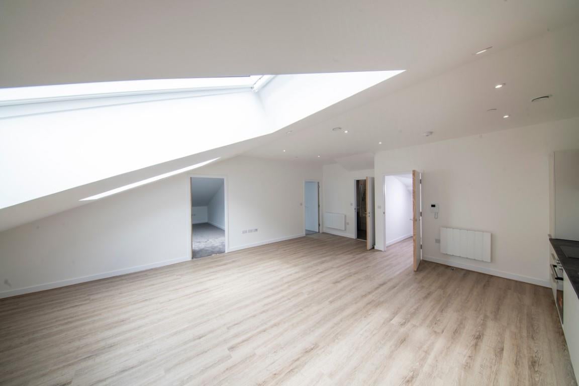Flat Ashwood Way in Basingstoke and Deane