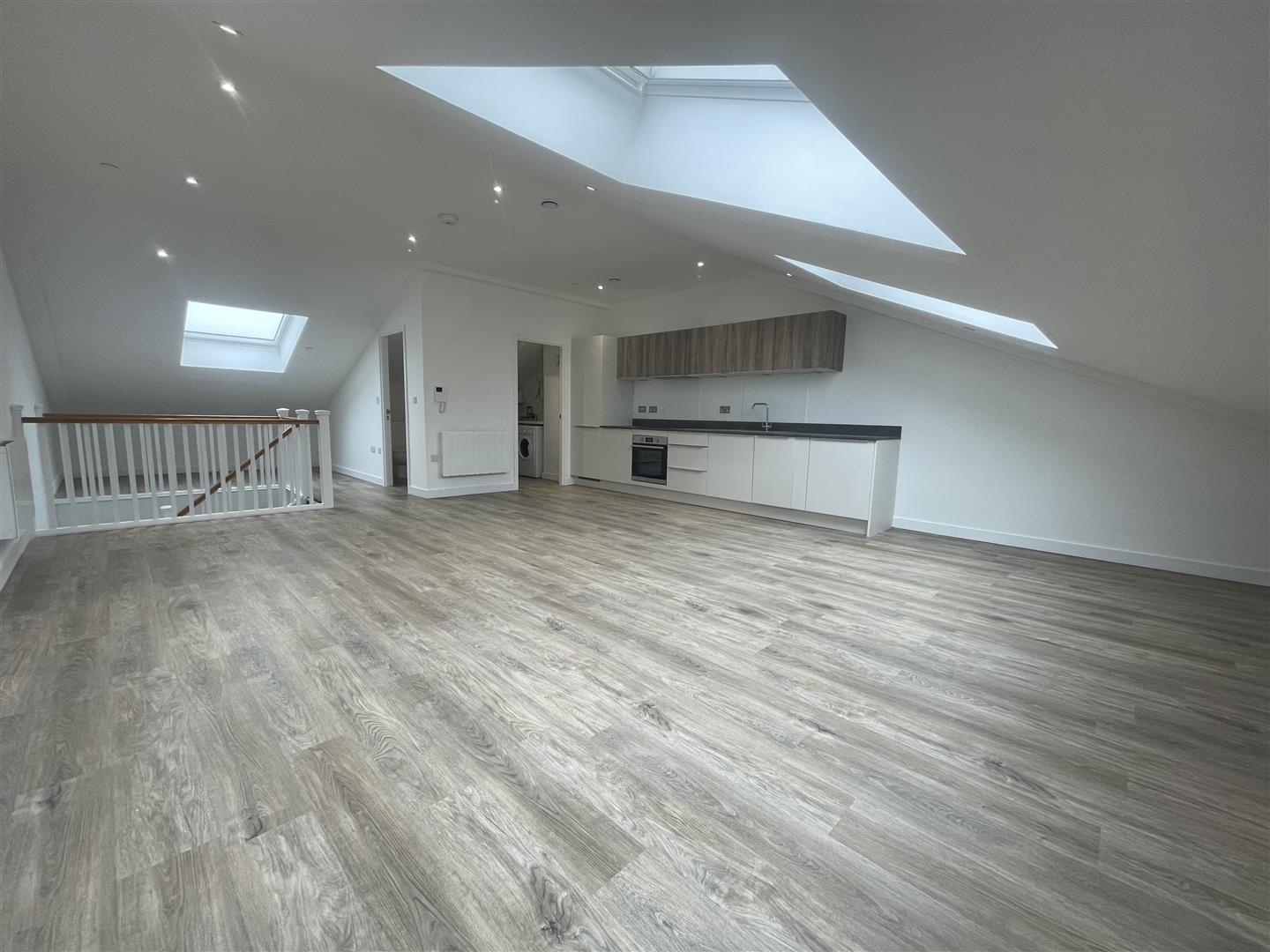 Flat Ashwood Way in Basingstoke and Deane