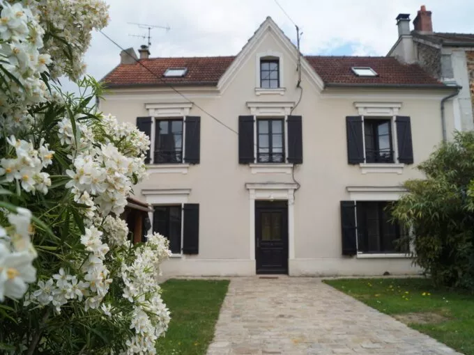 Chambre Rue de la Barre à Deuil-la-Barre