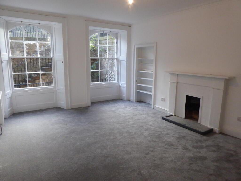 Flat New Mart Road in City of Edinburgh