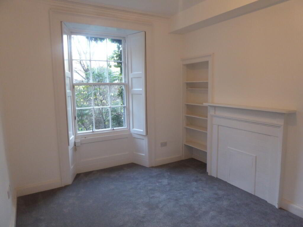 Flat New Mart Road in City of Edinburgh