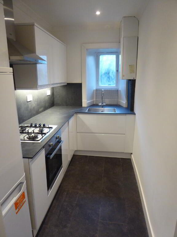 Flat New Mart Road in City of Edinburgh