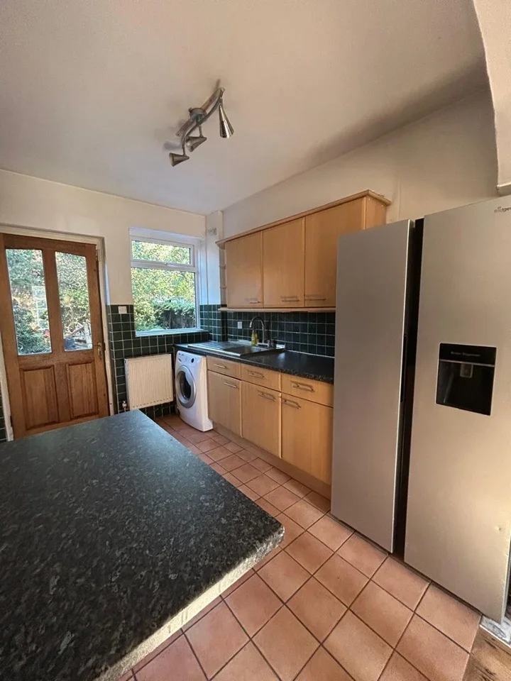 Room Huntingfield Road in Greater London
