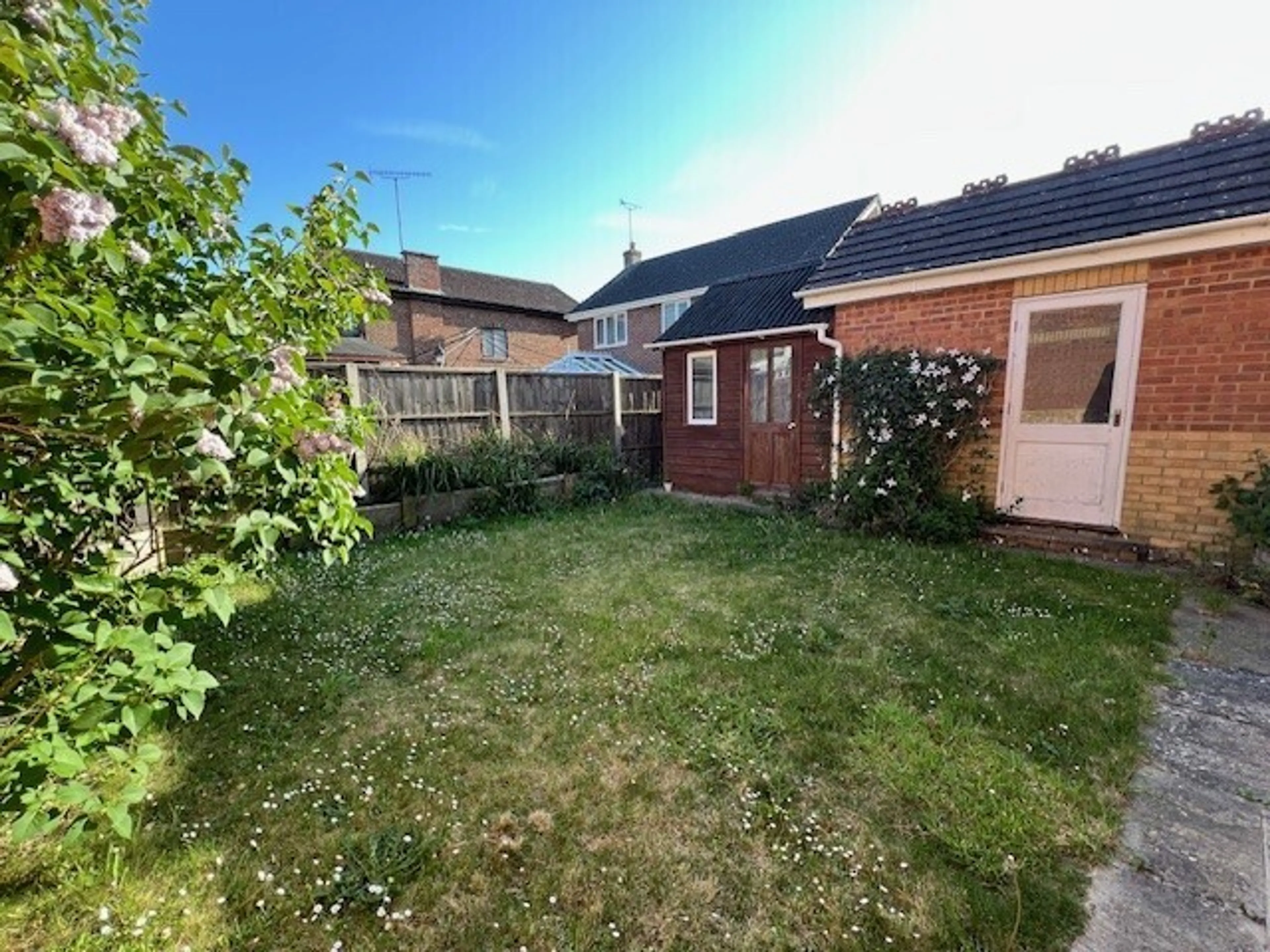 House Wilson Close in Ashford