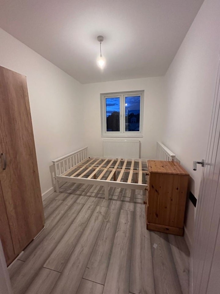 Room Frederick Road in Greater London