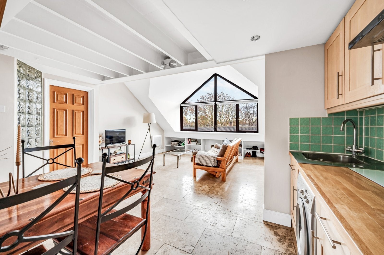 Flat Prince of Wales Terrace in Greater London