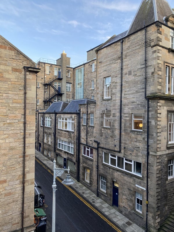 Flat Guthrie Street in City of Edinburgh