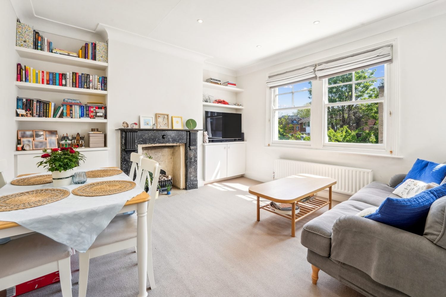 Flat Winders Road in Greater London