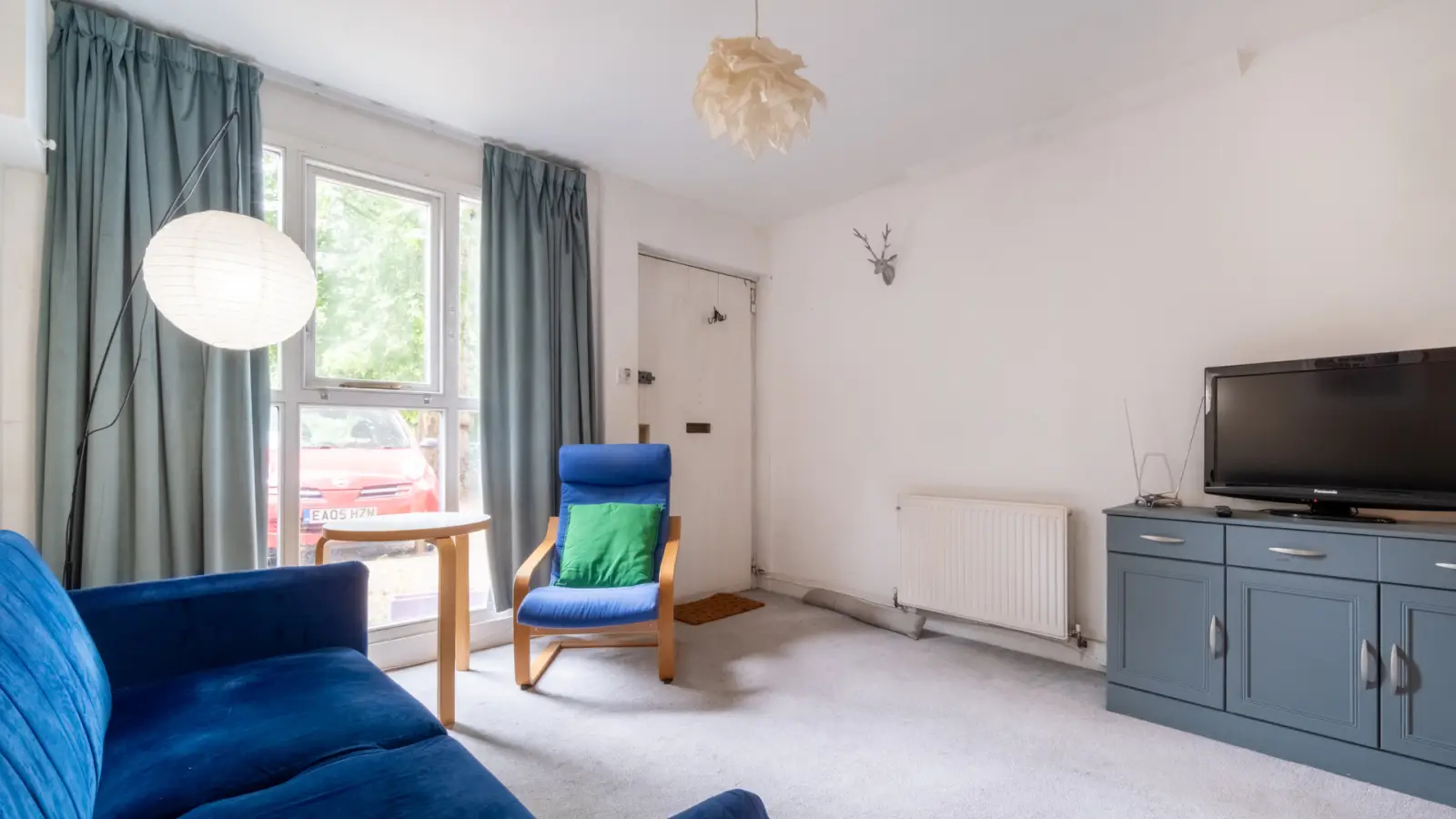 Flat Warwick Road in Greater London