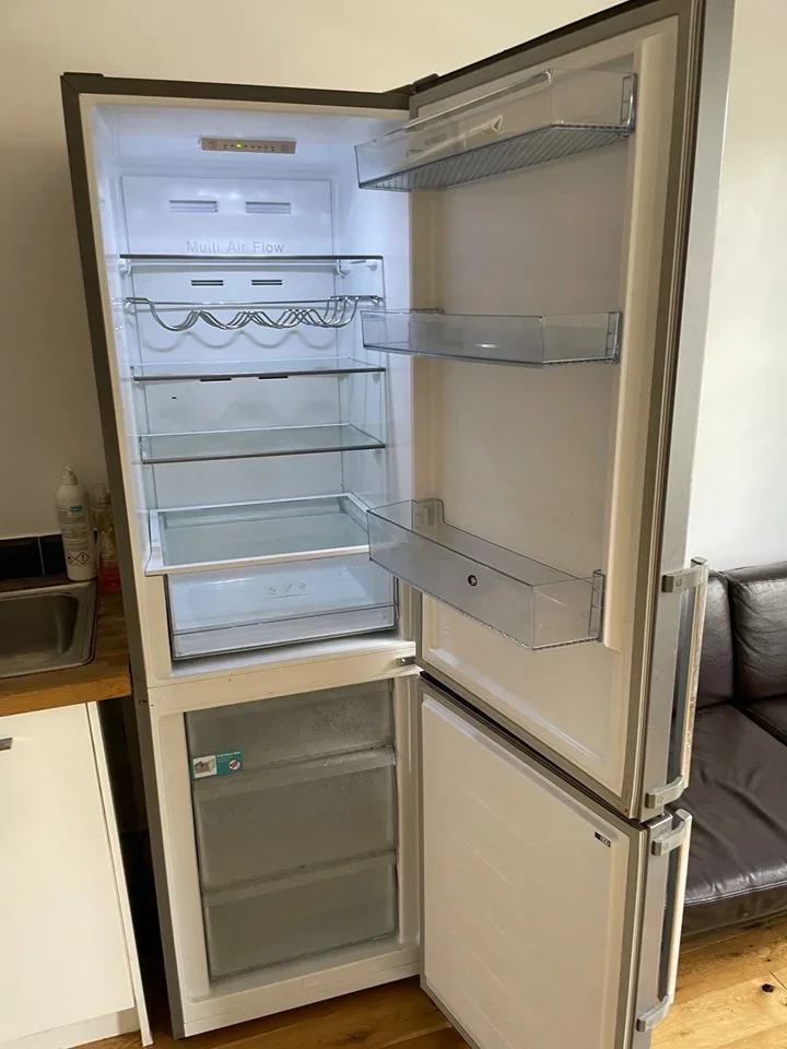 Flat Blenheim Road in Greater London