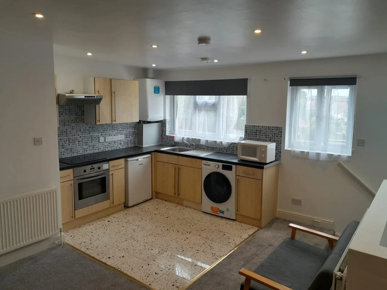 Flat Streatham Road in Greater London