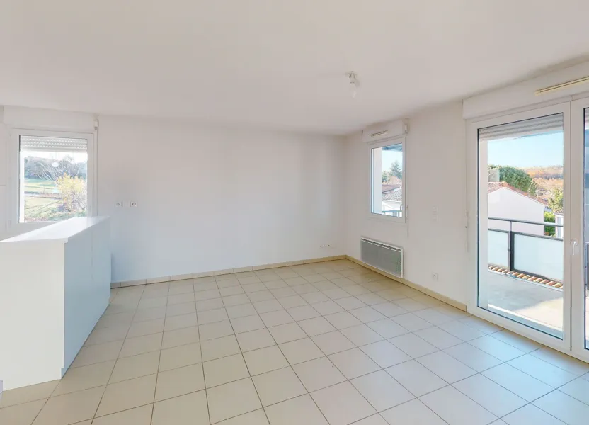 Appartement Rue la Clé des Champs à Pompertuzat