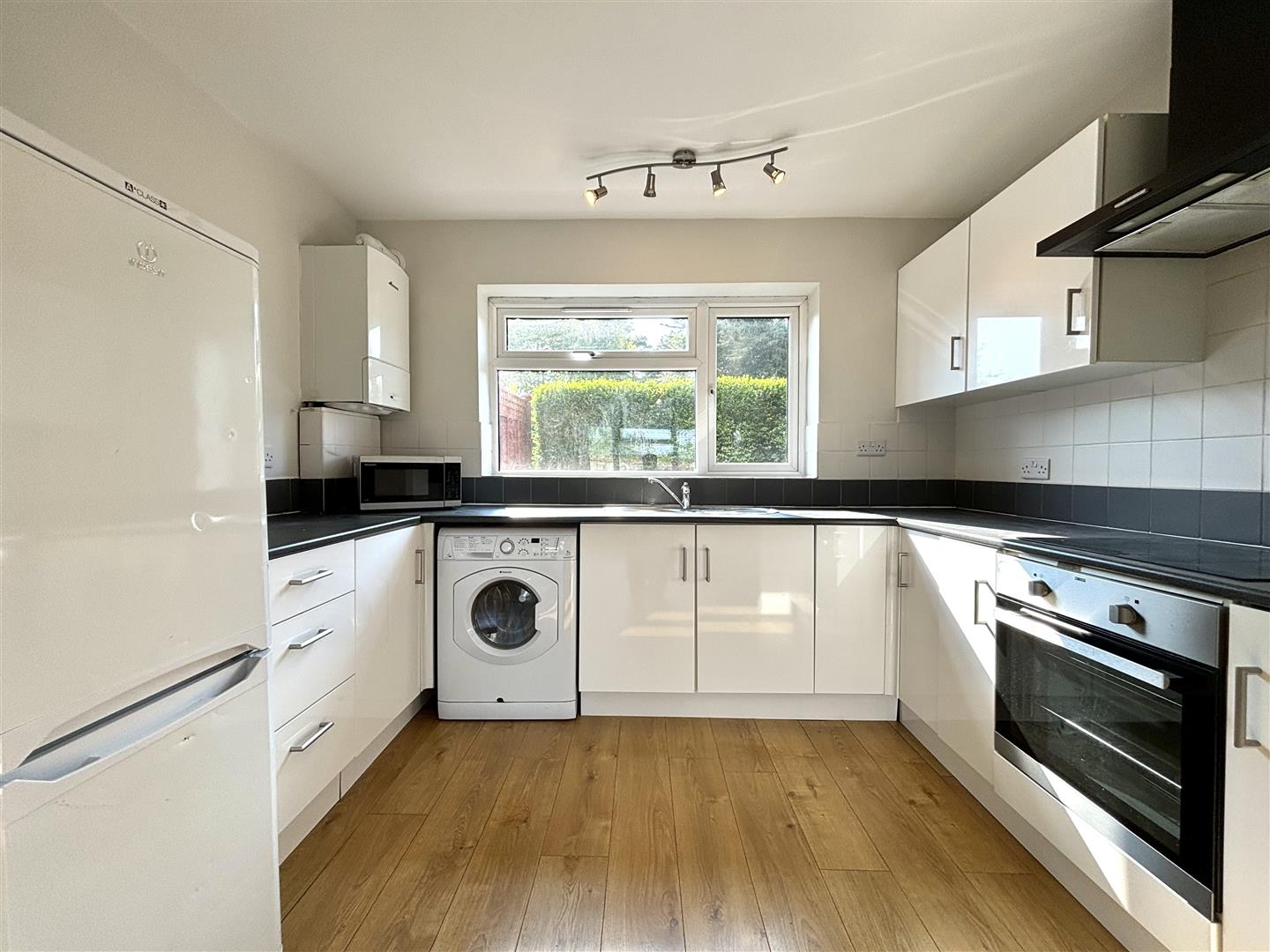 Flat Elthorne Road in Greater London