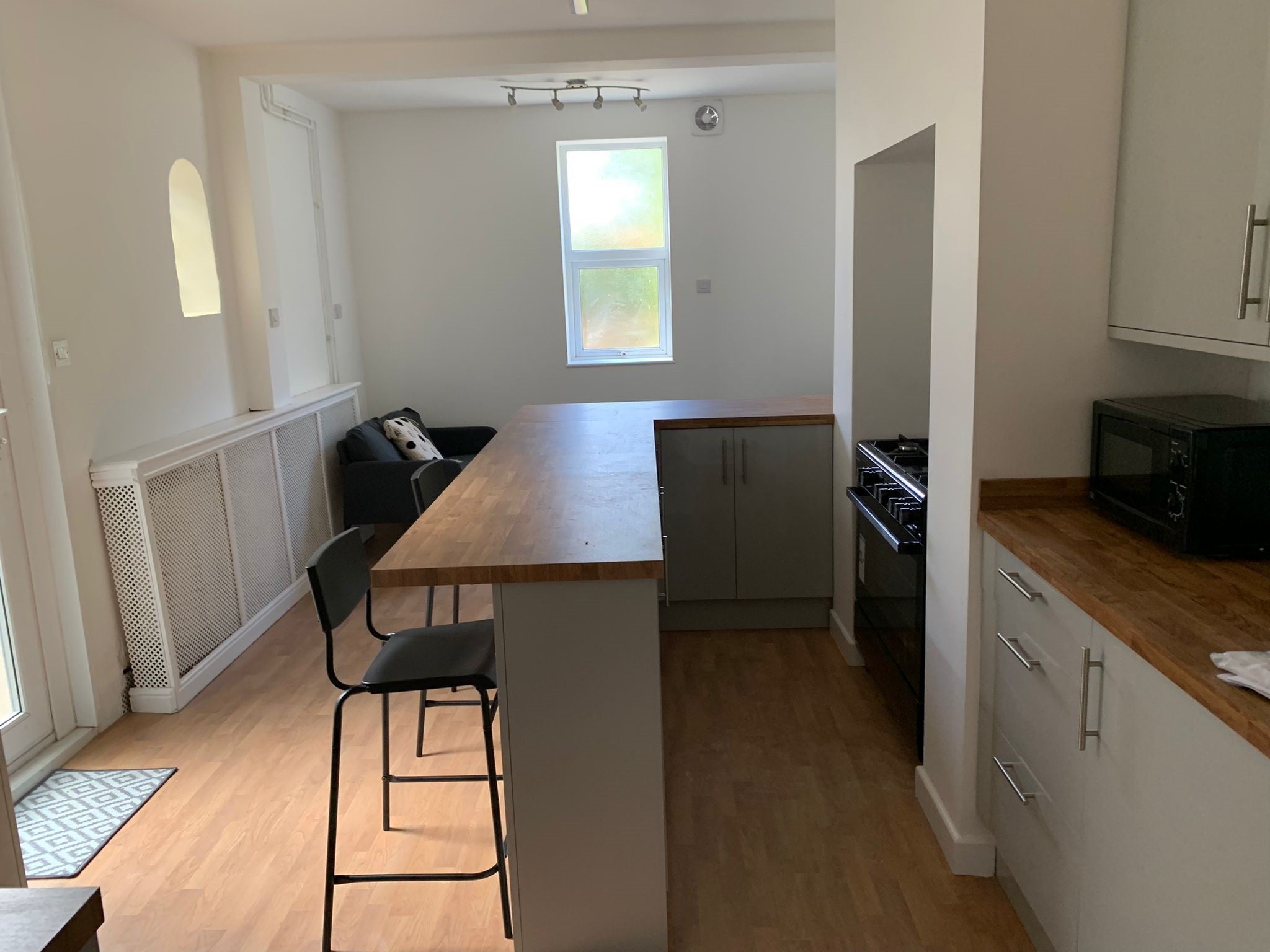 Room Dickenson Road in Weston-super-Mare