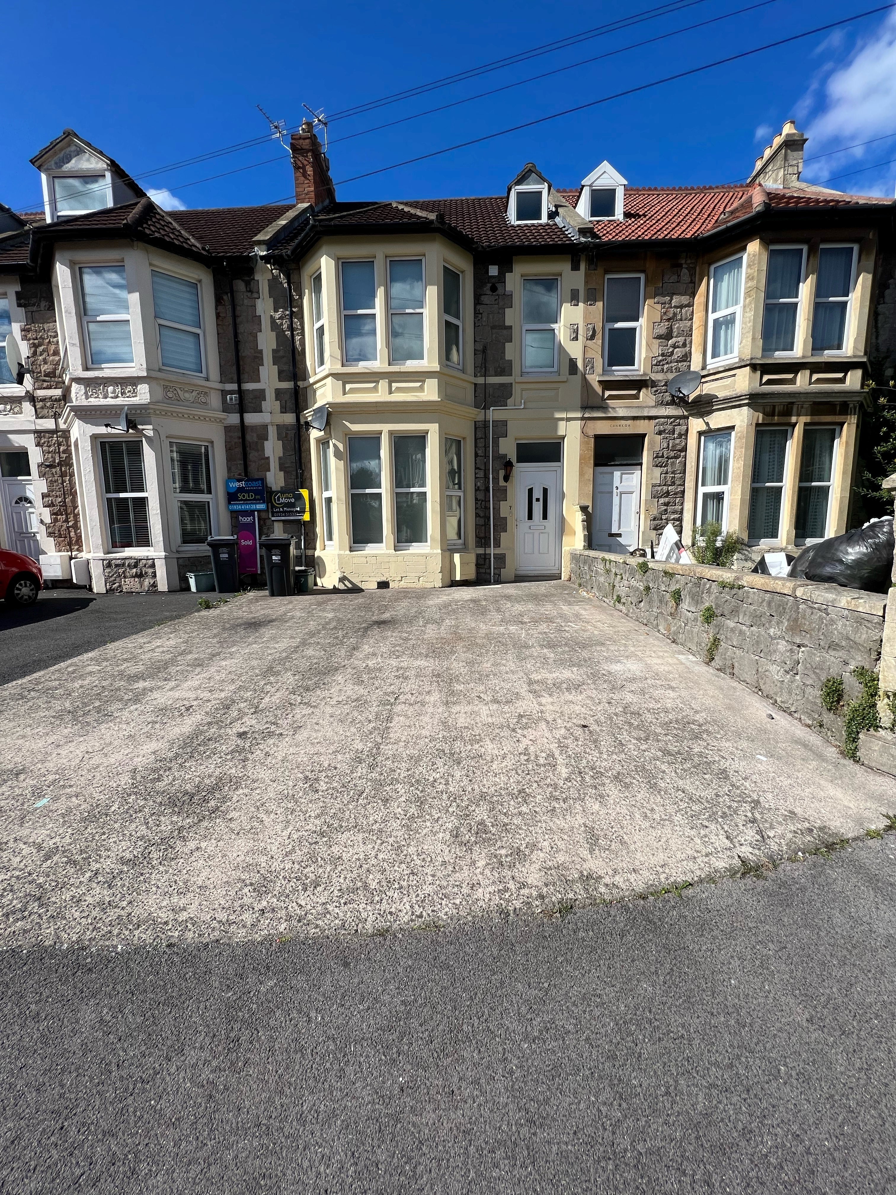 Room Dickenson Road in Weston-super-Mare