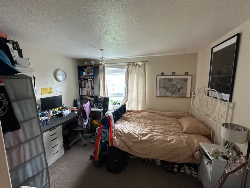 Room Dumbiedykes Road in City of Edinburgh