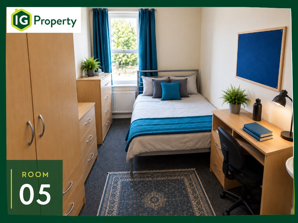 Room Kitchener Street in York