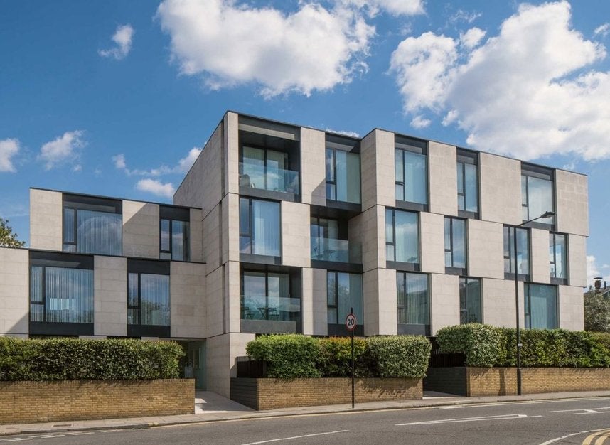 Flat Parkway in Greater London