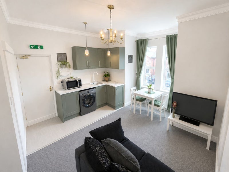 Room Bentinck Road in Newcastle upon Tyne