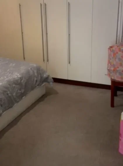 Room Greenford Road in Greater London