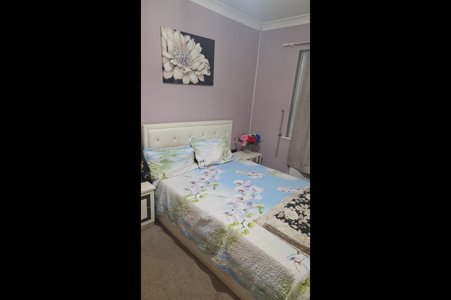 Room Greenford Road in Greater London