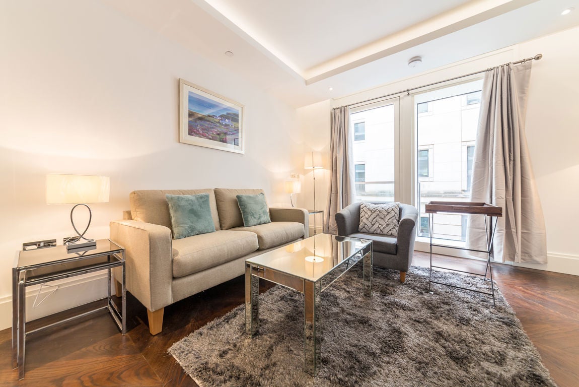 Flat Milford Lane in City of Westminster