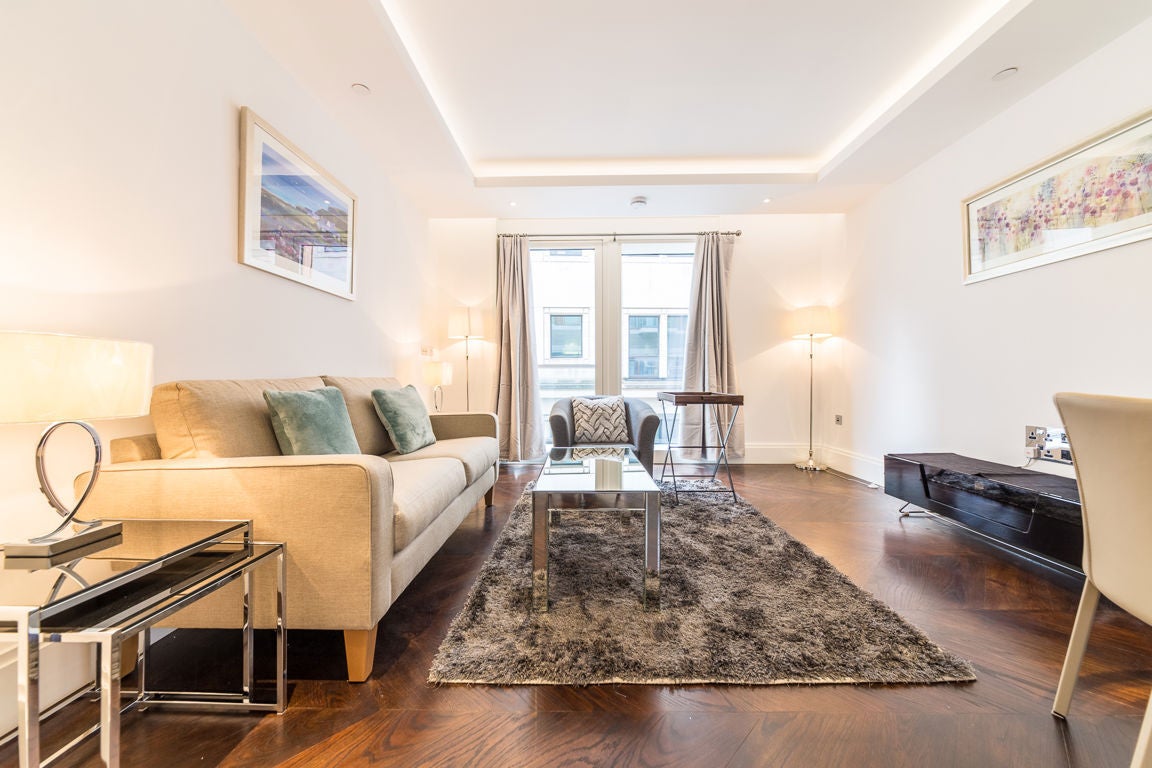 Flat Milford Lane in City of Westminster