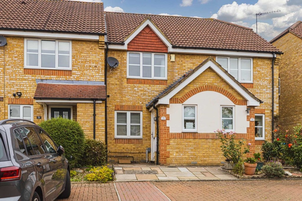 House Thorne Close in Dacorum