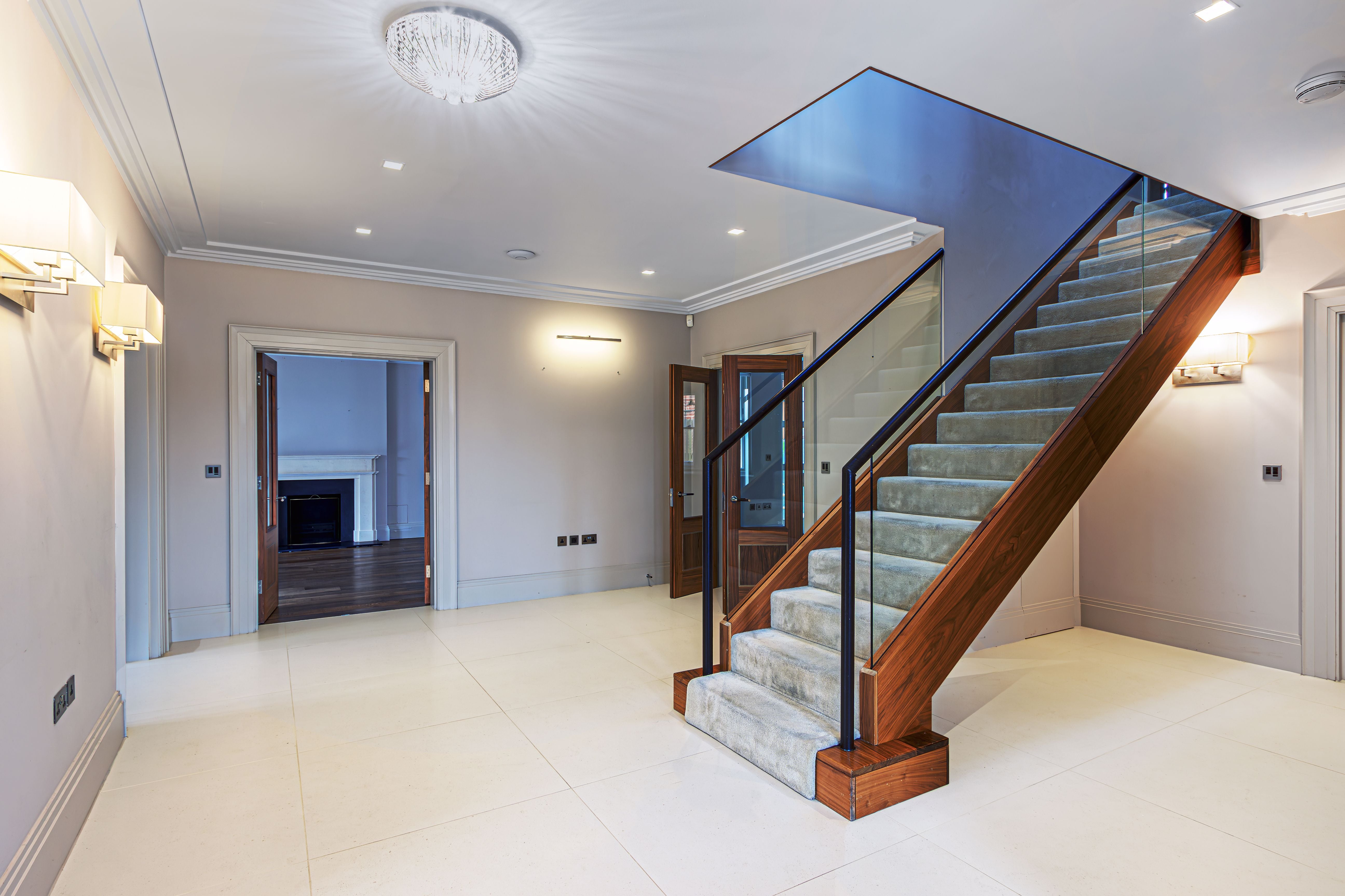 House Wood Farm Close in Greater London