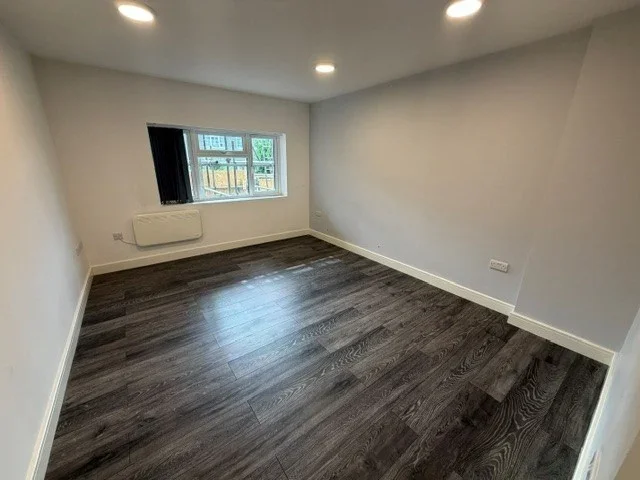 Flat Dorking Crescent in Portsmouth