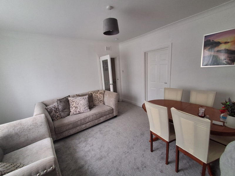 Room Dalsetter Place in Glasgow