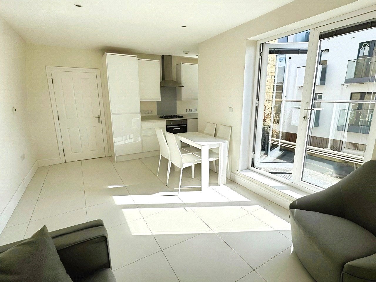 Flat Kings Place in Greater London