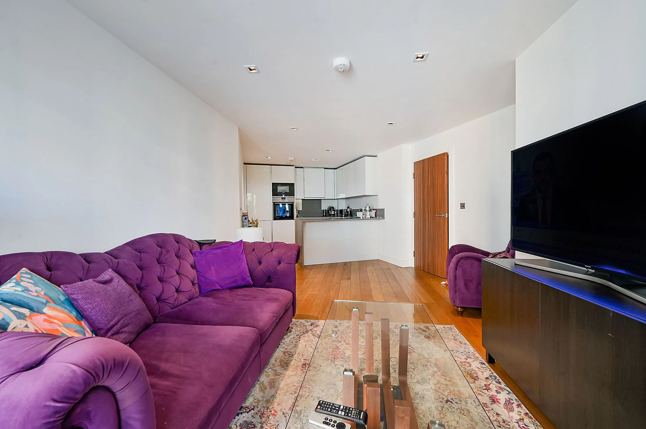 Flat Longfield Avenue in Greater London
