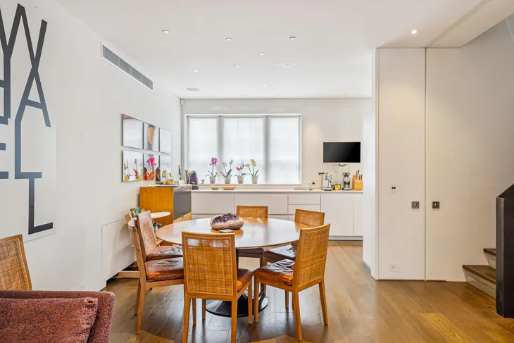 House Lyall Mews in City of Westminster